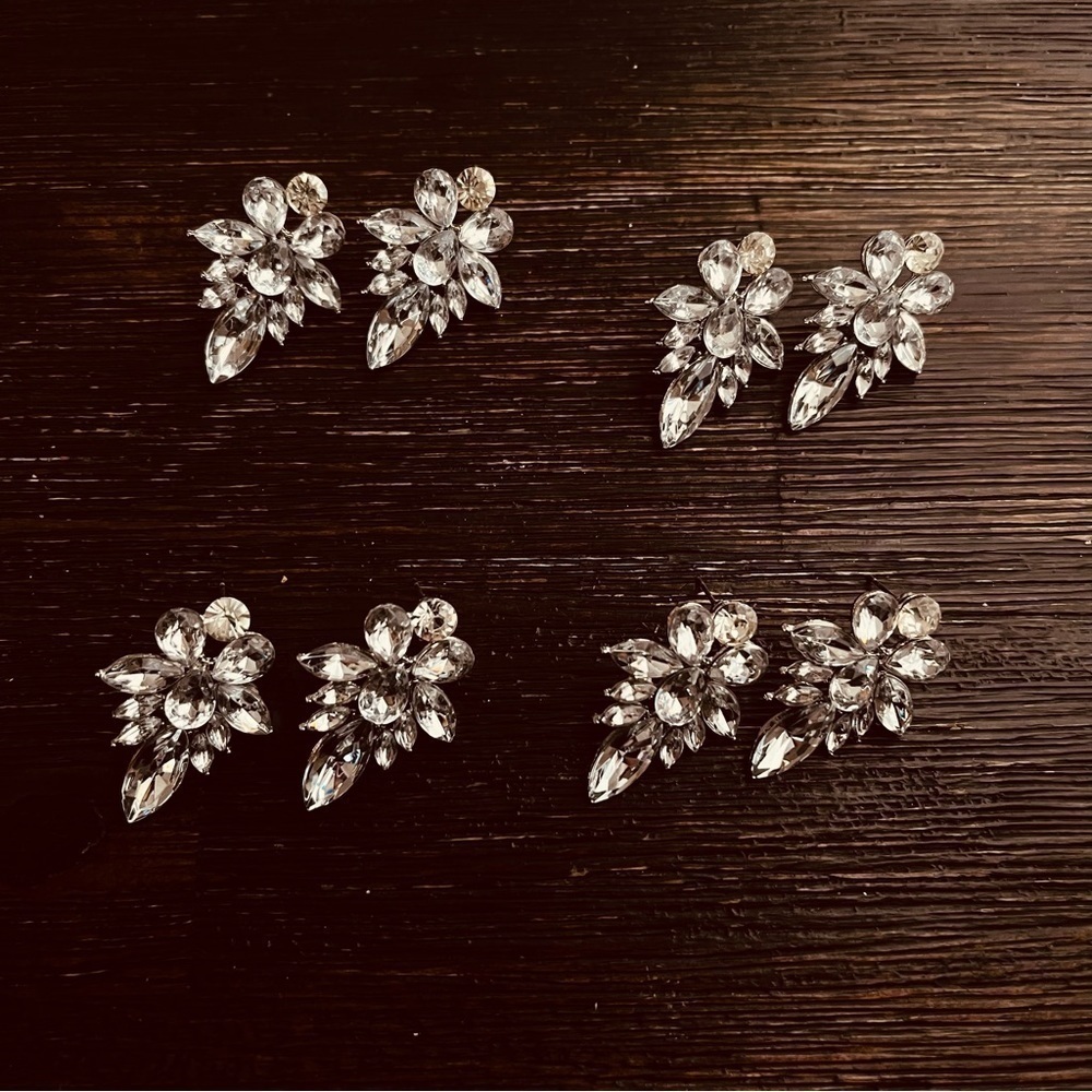 Matching wedding BRIDESMAID crystal earrings New 4 pack bundle
